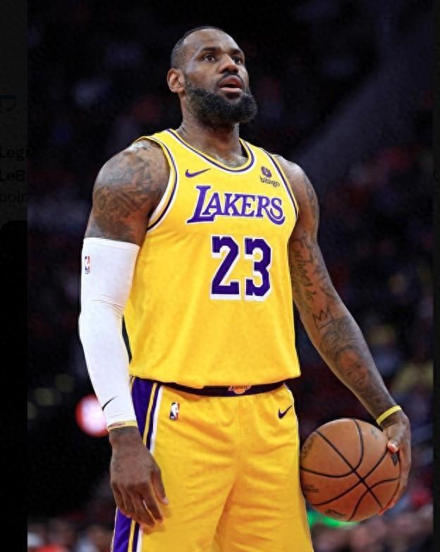 AYX-关于詹姆斯连续十二场比赛得分超过最后时刻胜出，尤文图斯不断突破！的信息